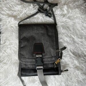 LL Bean Gray Travel Trifold‎ Wallet Organizer Crossbody Bag Multi-Pockets Hiking